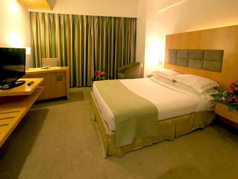 Peninsula Grand Hotel Mumbai  Kamer foto