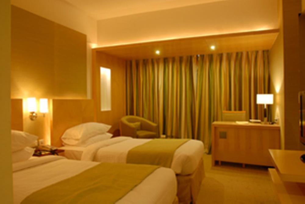 Peninsula Grand Hotel Mumbai  Kamer foto